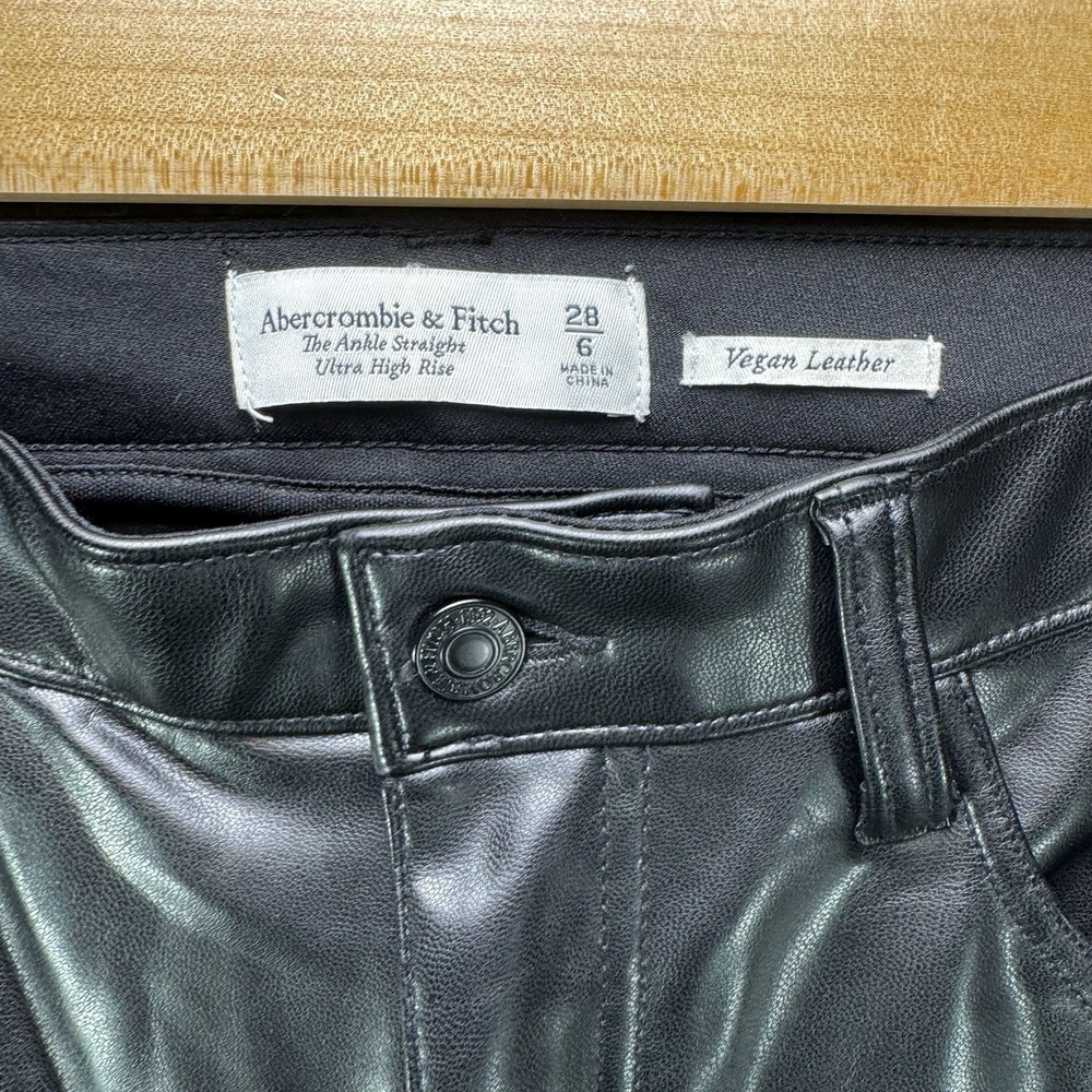 Abercrombie & Fitch Vegan Leather Pants Womens 28 6 Ankle Curve Love High Rise - Picture 3 of 11